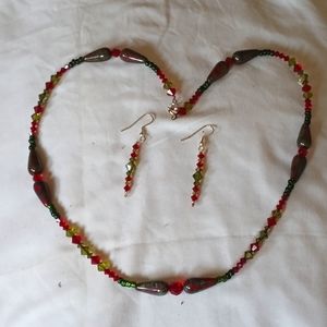 Necklace and earring set
